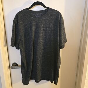 Goodfellow & Co Men's Dark Gray Short Sleeve Tee